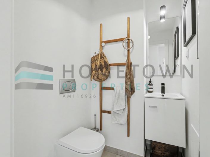 Image No.25-3 Bed House for sale