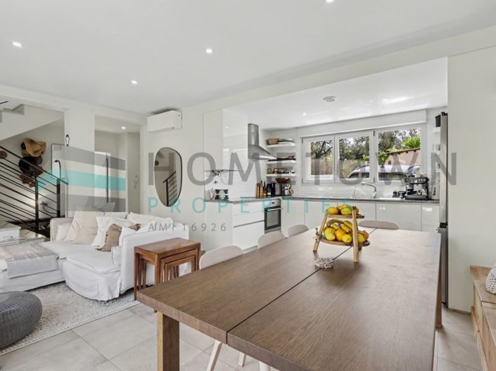 Image No.3-3 Bed House for sale