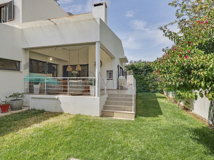 Image No.11-3 Bed House for sale