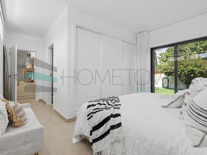 Image No.15-3 Bed House for sale