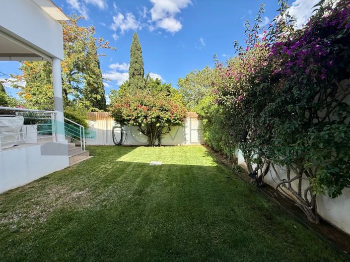 Image No.16-3 Bed House for sale