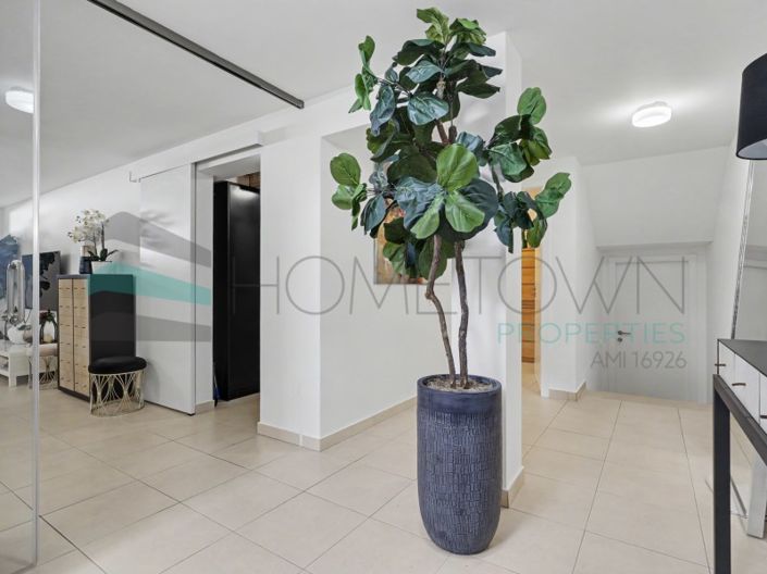 Image No.37-3 Bed House for sale