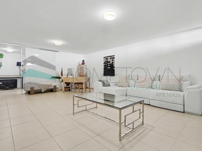 Image No.38-3 Bed House for sale