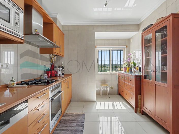 Image No.13-2 Bed House for sale
