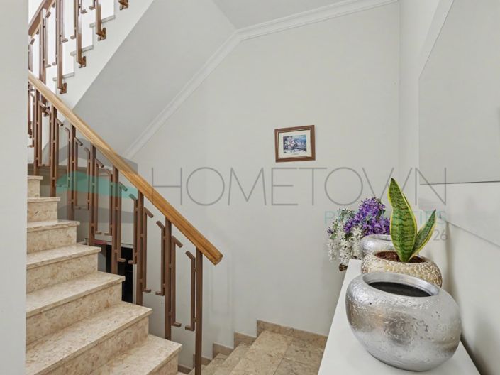 Image No.38-2 Bed House for sale