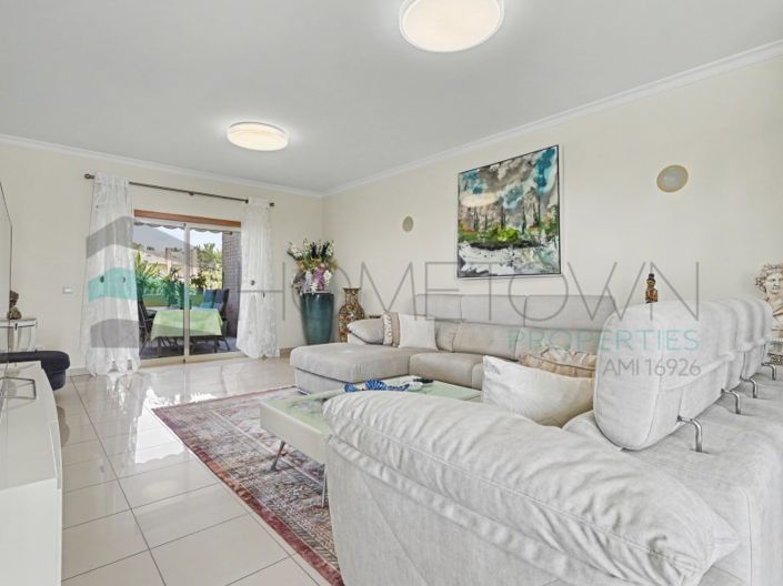 Image No.4-2 Bed House for sale