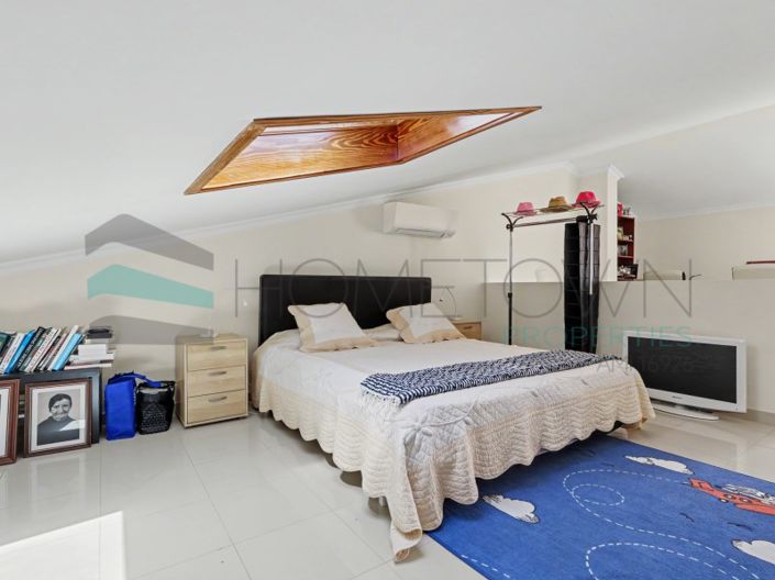 Image No.40-2 Bed House for sale