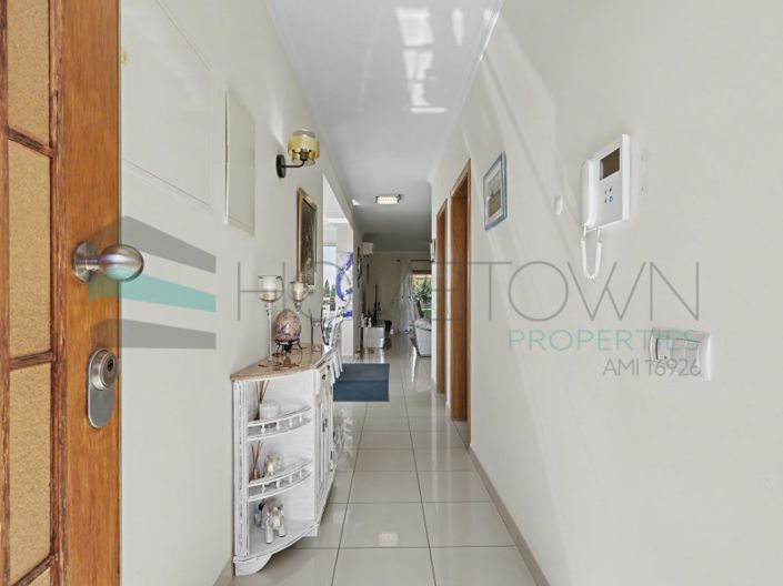 Image No.50-2 Bed House for sale
