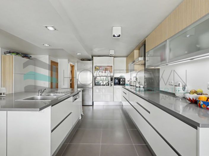 Image No.10-4 Bed House for sale