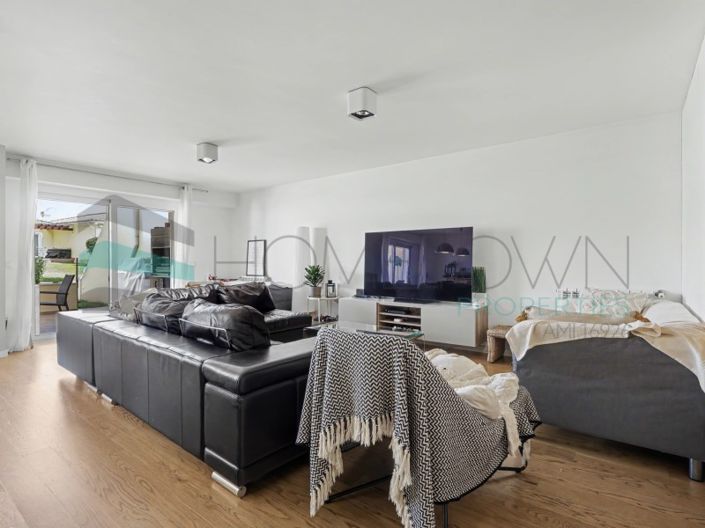 Image No.4-4 Bed House for sale