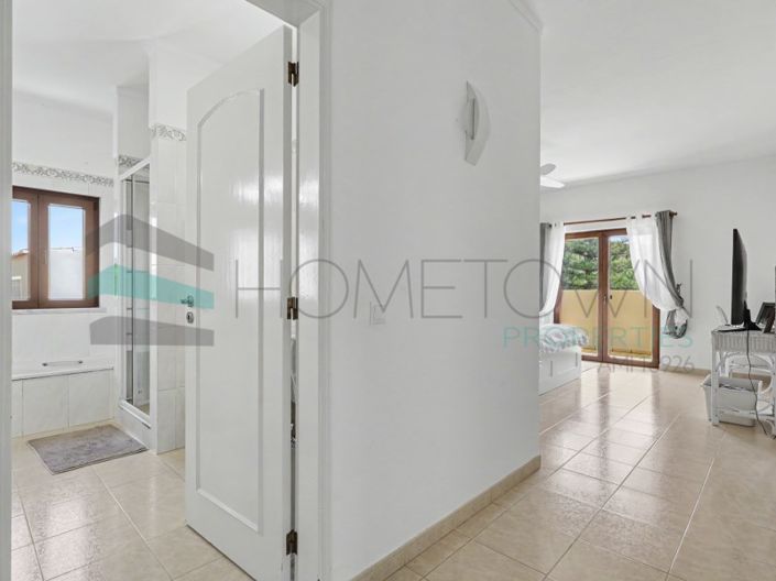 Image No.21-4 Bed Villa for sale