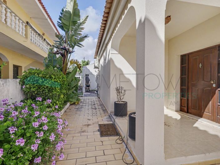 Image No.48-4 Bed Villa for sale