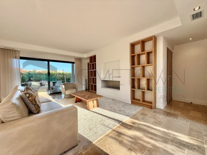 Image No.12-3 Bed House for sale