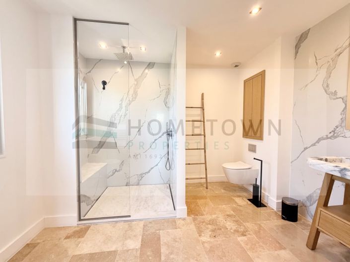 Image No.19-3 Bed House for sale