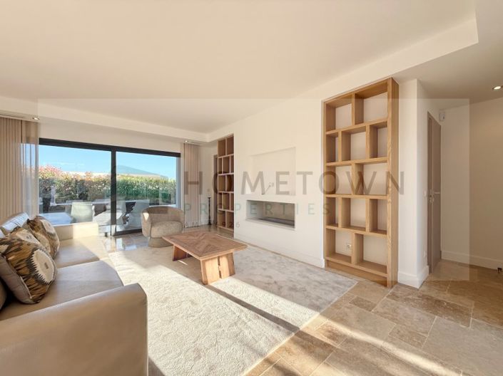 Image No.2-3 Bed House for sale