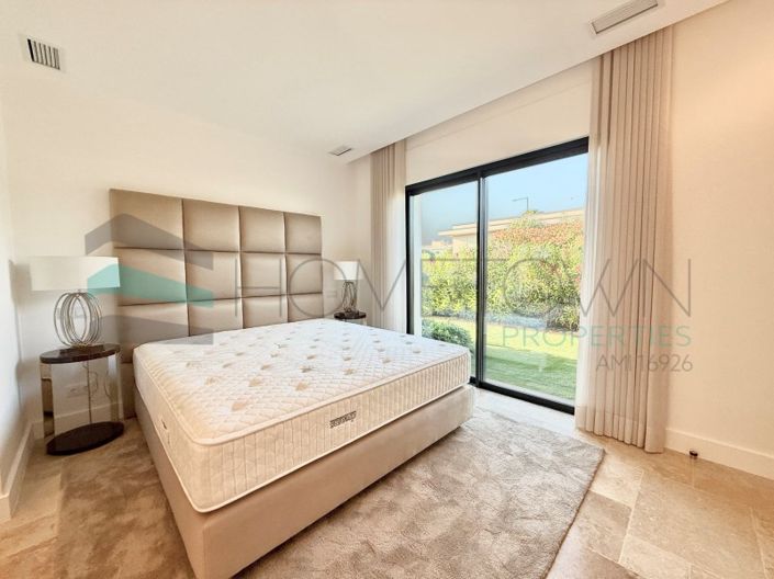 Image No.22-3 Bed House for sale