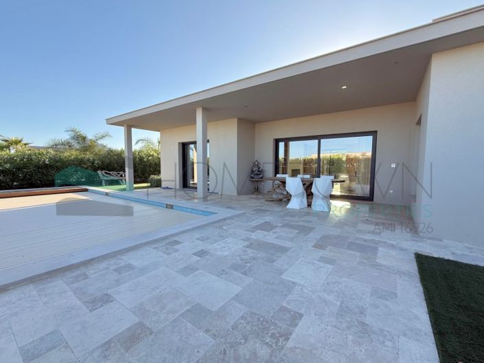 Image No.6-3 Bed House for sale
