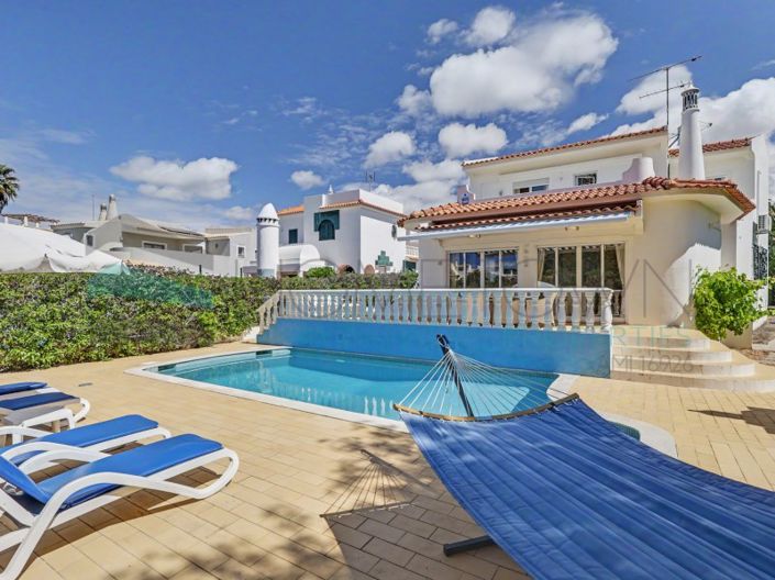Image No.2-Villa de 3 chambres à vendre à Vilamoura