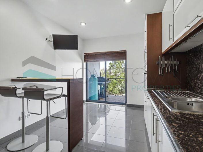 Image No.15-4 Bed Apartment for sale