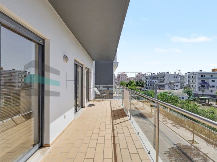 Image No.34-4 Bed Apartment for sale