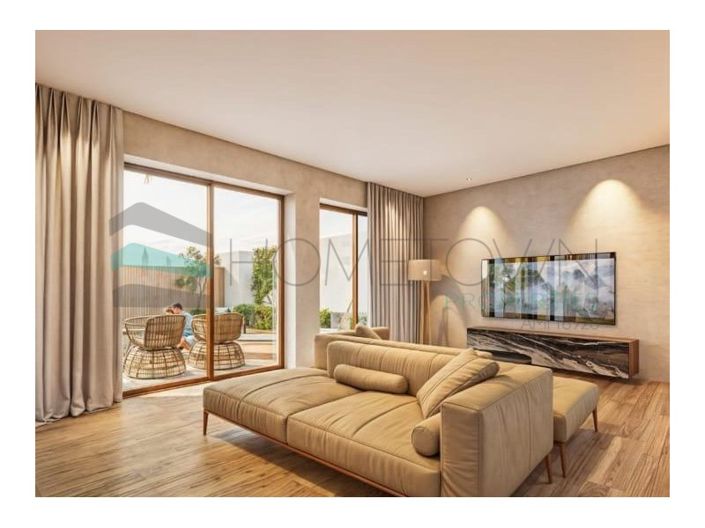 Image No.14-4 Bed House for sale