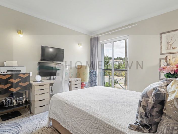 Image No.26-2 Bed Apartment for sale