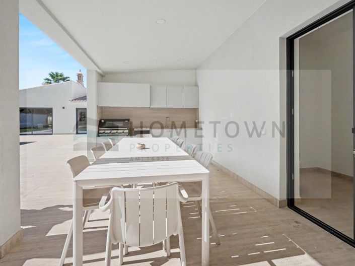 Image No.29-4 Bed House for sale