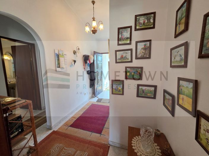 Image No.12-2 Bed House for sale