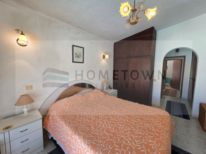 Image No.16-2 Bed House for sale