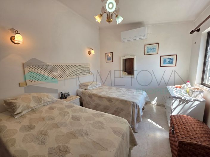 Image No.18-2 Bed House for sale