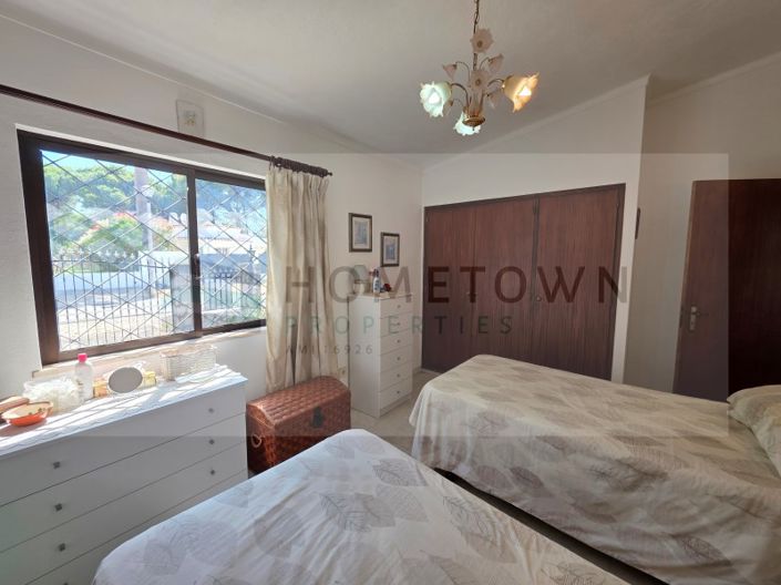 Image No.20-2 Bed House for sale