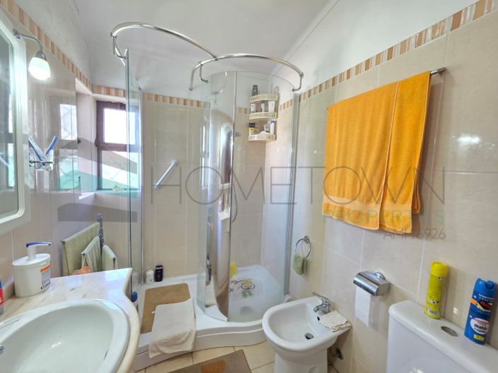 Image No.20-2 Bed House for sale