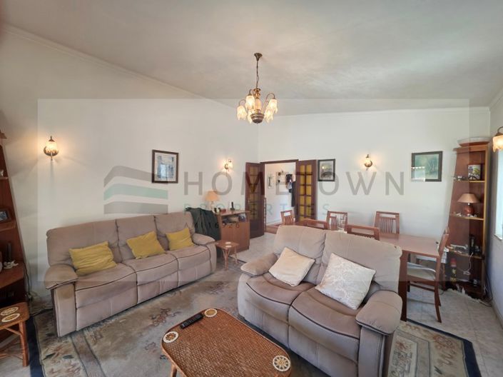 Image No.3-2 Bed House for sale