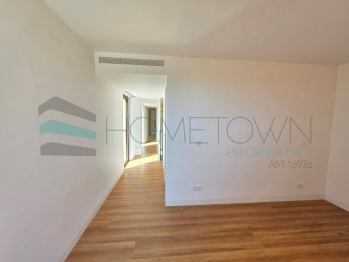 Image No.13-3 Bed House for sale