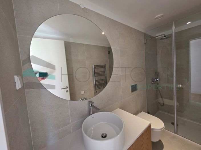Image No.14-3 Bed House for sale