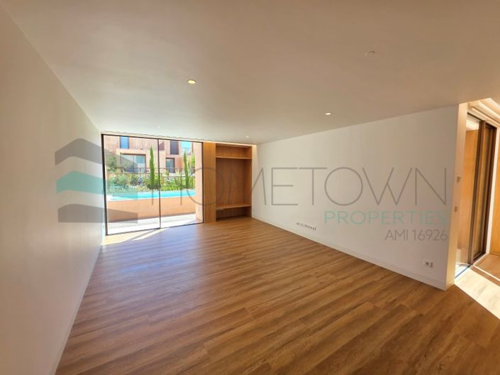 Image No.2-3 Bed House for sale