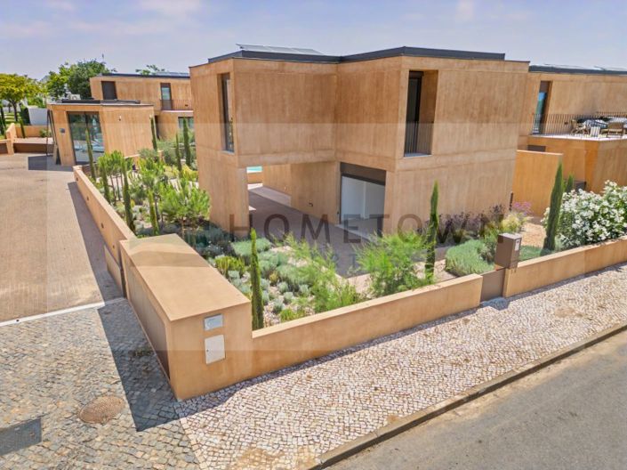 Image No.23-3 Bed House for sale