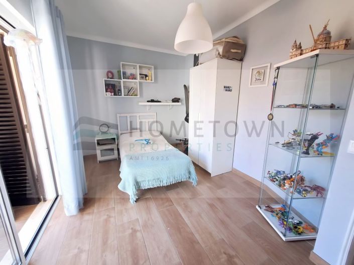 Image No.20-3 Bed House for sale