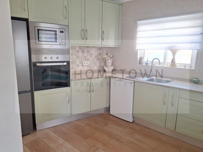 Image No.9-3 Bed House for sale
