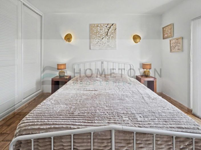 Image No.17-4 Bed House for sale