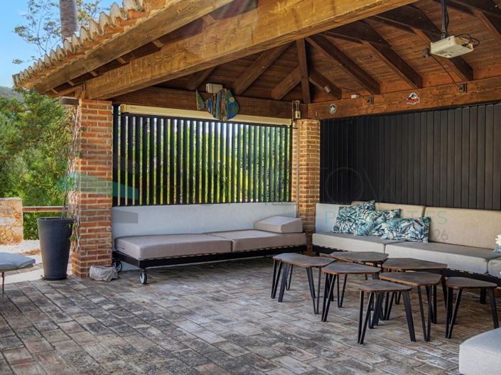 Image No.24-4 Bed House for sale