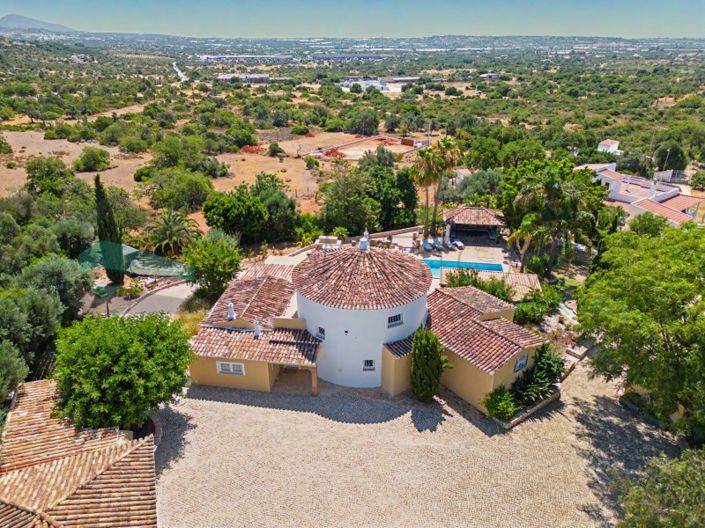 Image No.34-4 Bed House for sale