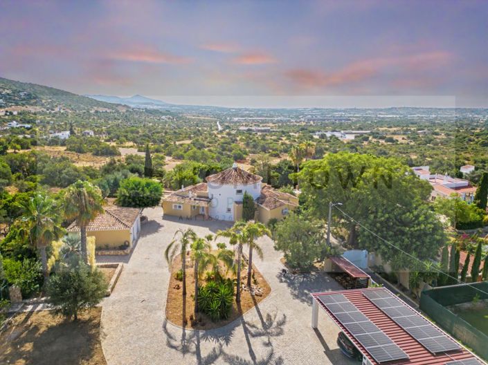 Image No.34-4 Bed House for sale