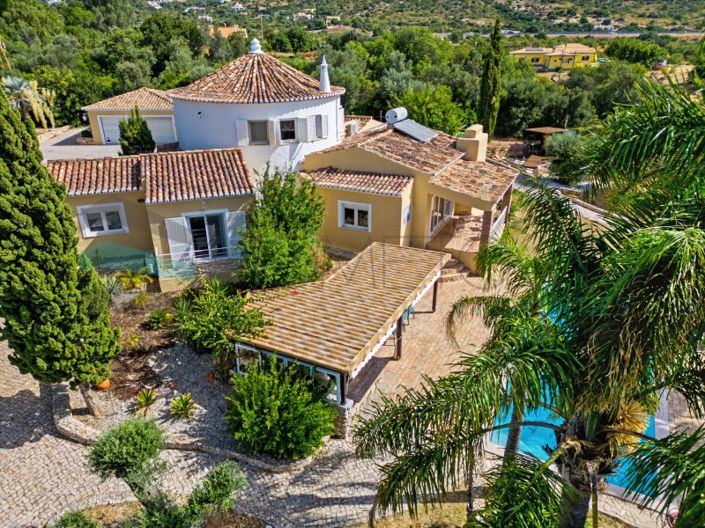 Image No.40-4 Bed House for sale