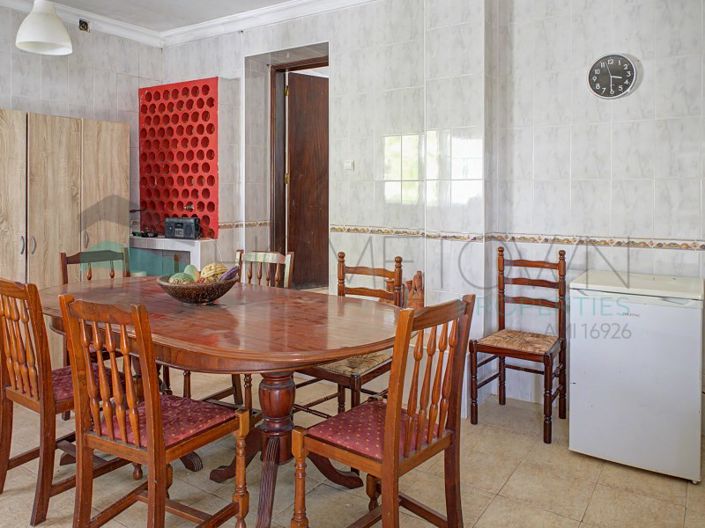 Image No.13-3 Bed House for sale