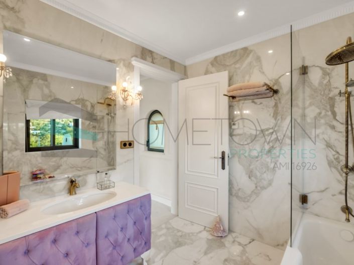 Image No.41-4 Bed House for sale