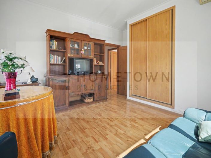 Image No.18-4 Bed Apartment for sale