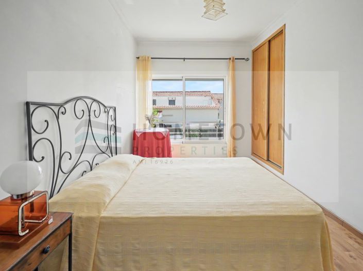 Image No.21-4 Bed Apartment for sale