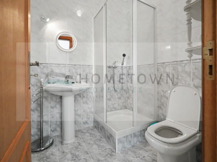 Image No.26-4 Bed Apartment for sale
