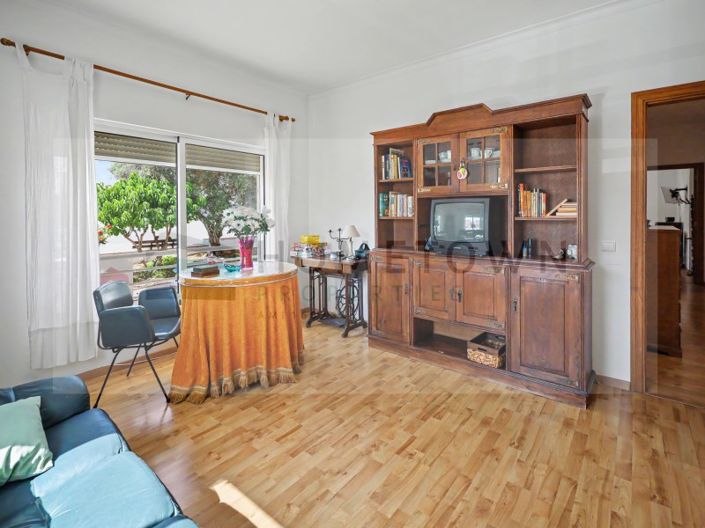 Image No.8-4 Bed Apartment for sale